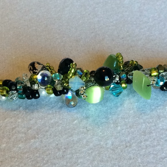 FINAL SALE PRICE Unique CL Designs Embellished Bracelet in Grn/Blk - Picture 2 of 4